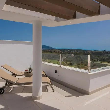 Apartment Split-level With & Private Rooftop Malaga
