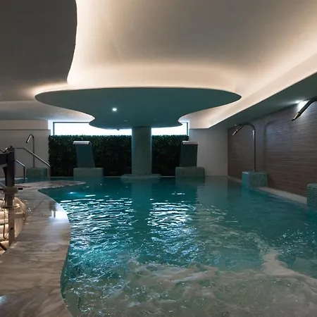 Split-level With & Private Rooftop