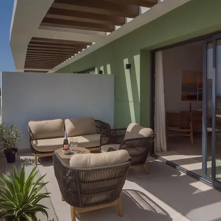Apartamento Split-level With & Private Rooftop *