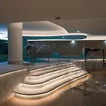 Split-level With & Private Rooftop Apartman Málaga